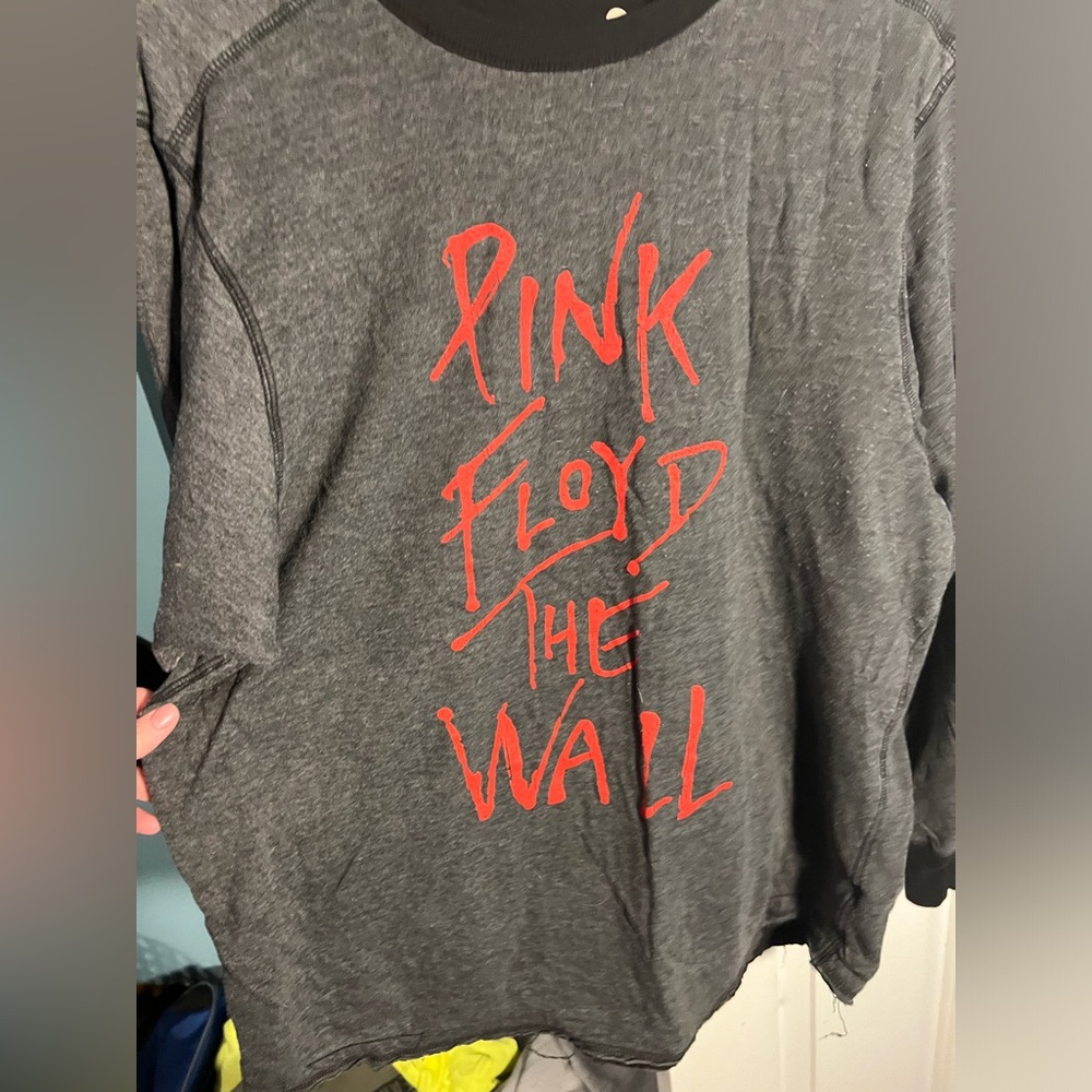 Pink Floyd “The Wall” Shirt